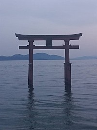 白髭神社 湖中大鳥居